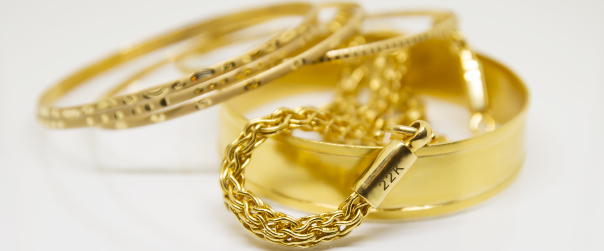 When did it become illegal to own gold in the us?
